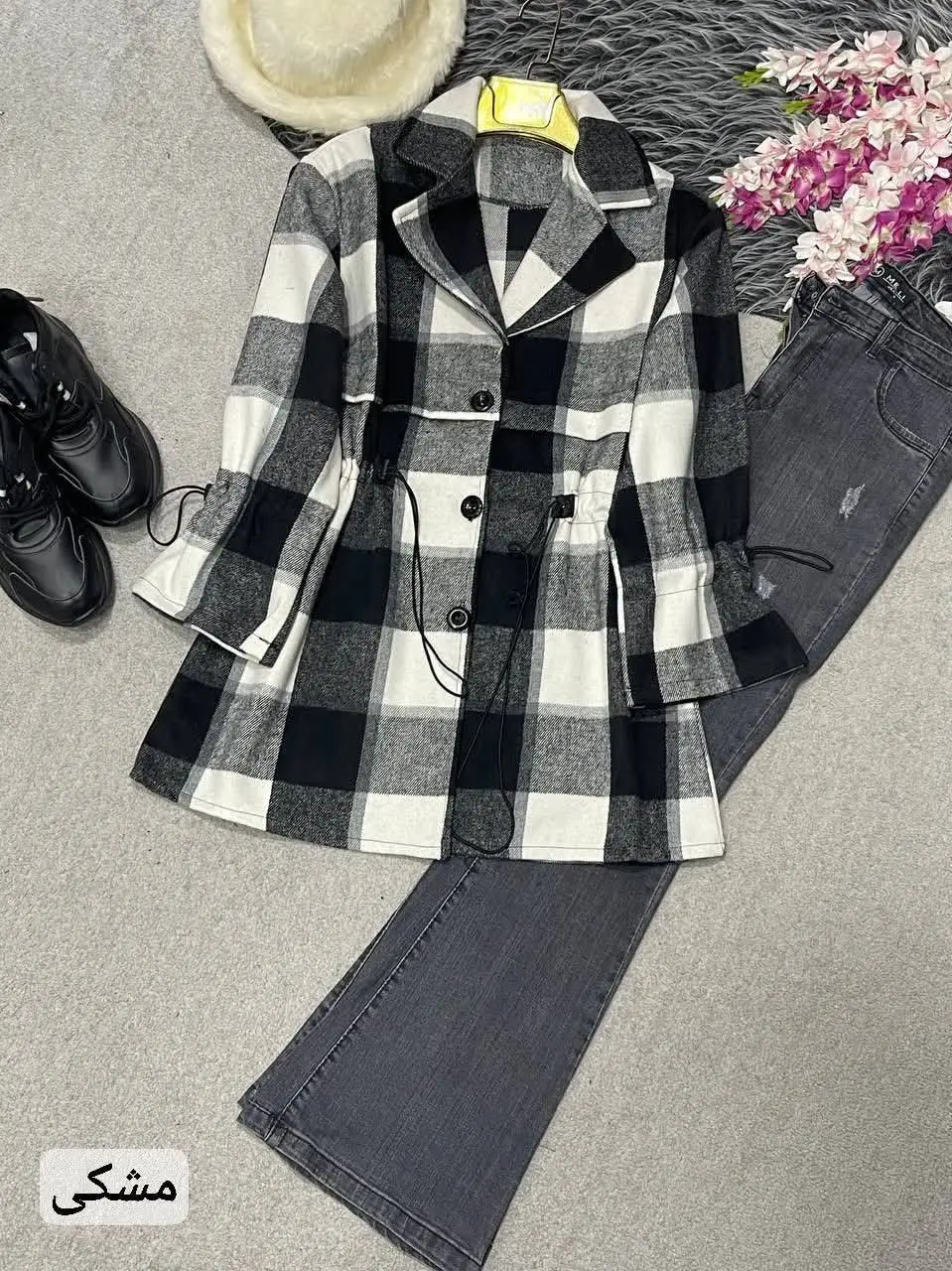 🌻نام: شکت چهارخونه رزا
