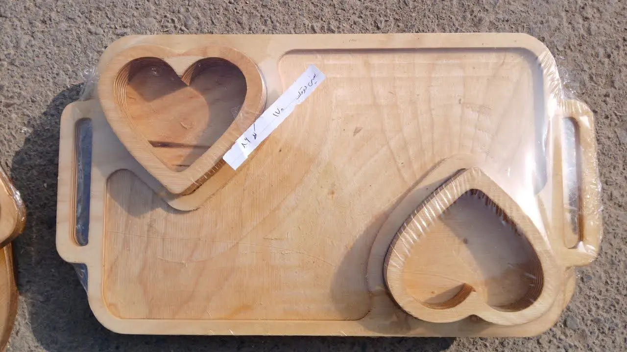 سینی دو قلب چوبی 
