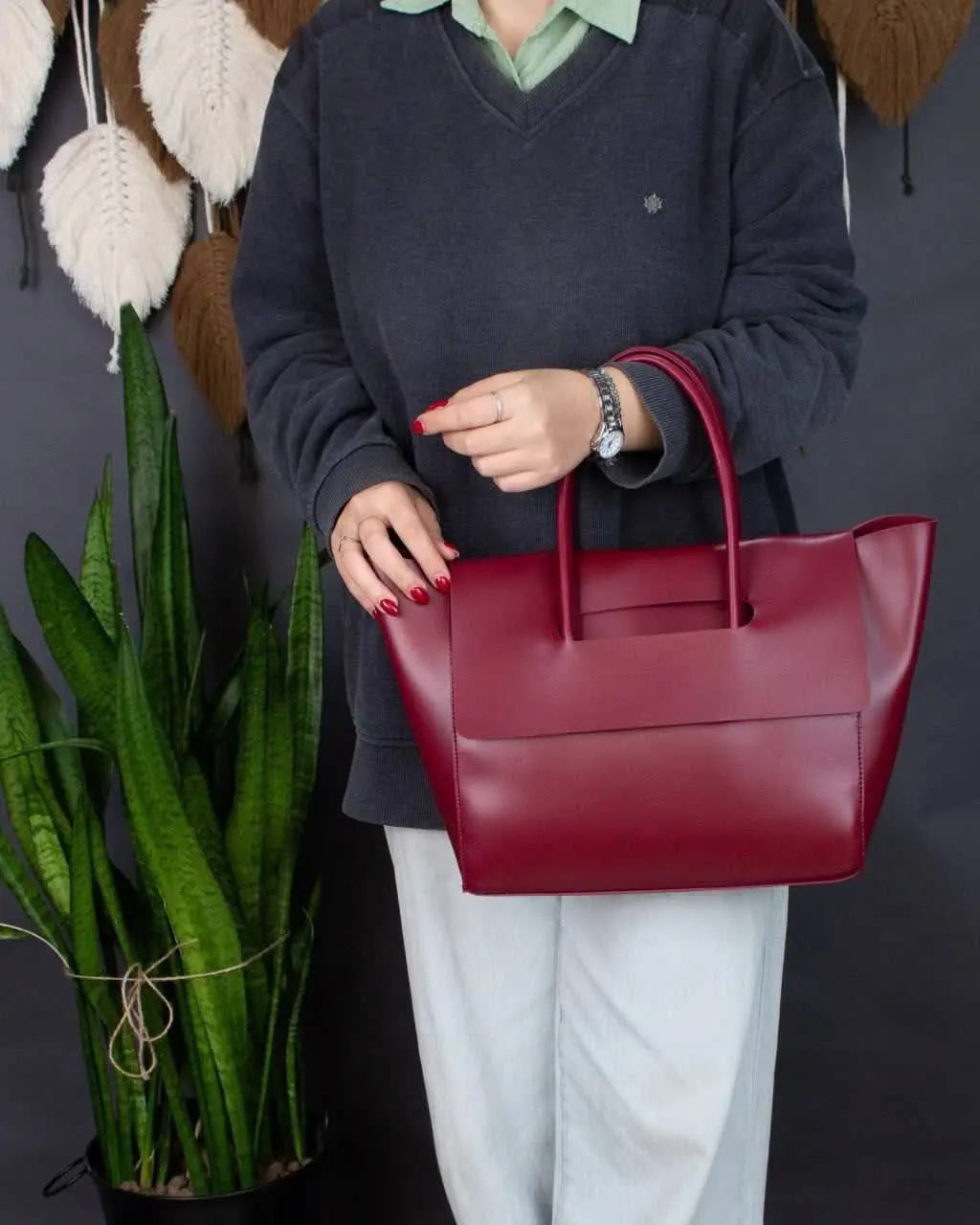 جنس: چرم‌صنعتی
