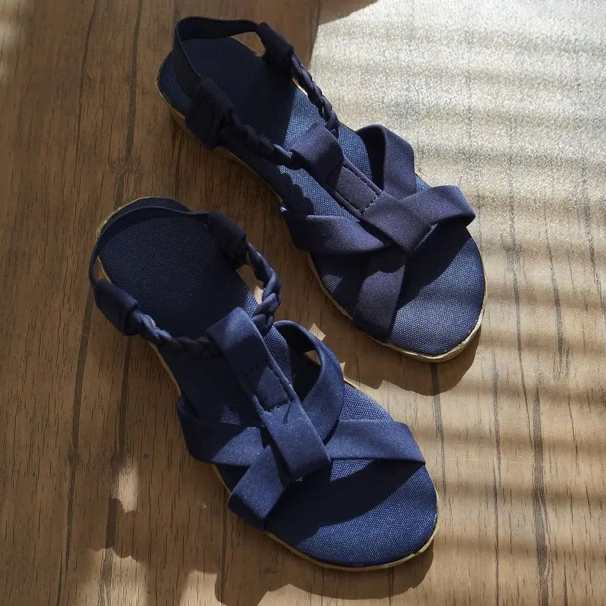 🏆صندل زنانه سرمه‌ای مدل LIYA
