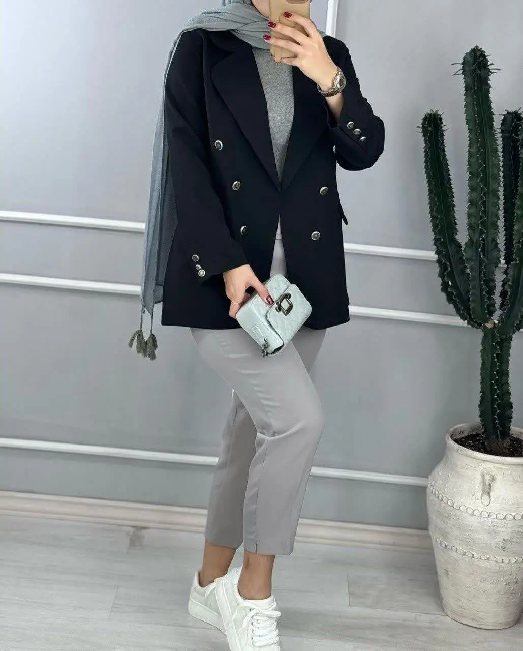 نام: کت شش دکمه
