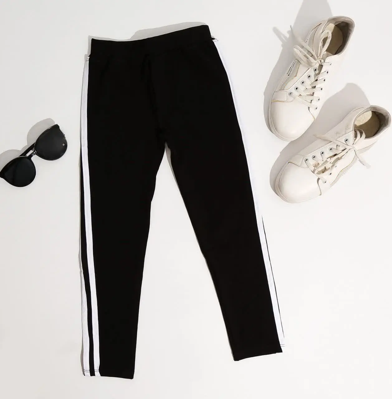 ❤️ شلوار تیب دخترانه نواری 
