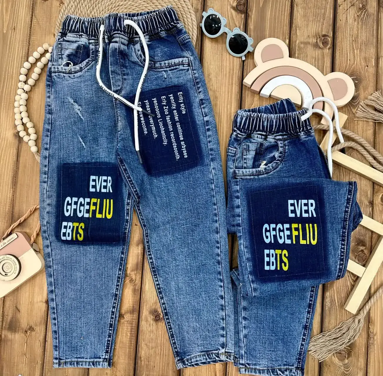 👫شلوار لی مام سورمه‌ای چاپی پسرانه😍
