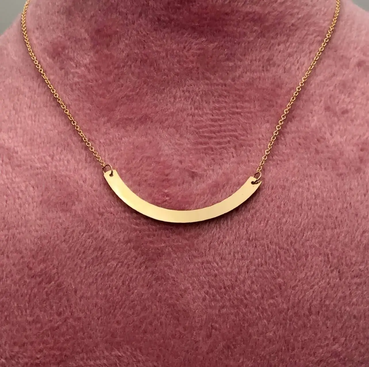 گردنبد مینیمال مدل لبخند 🙂🍄
