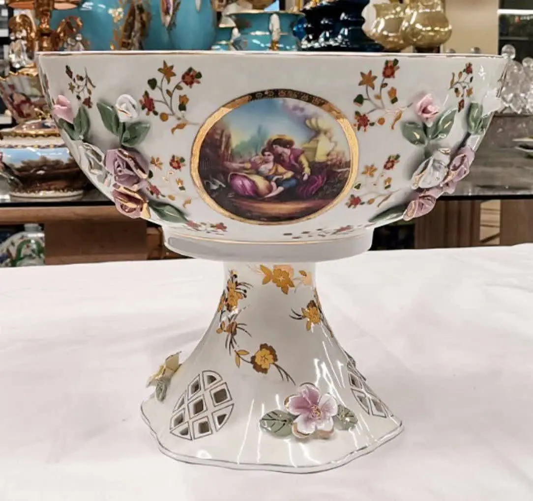 میوه خوری گلبرجسته