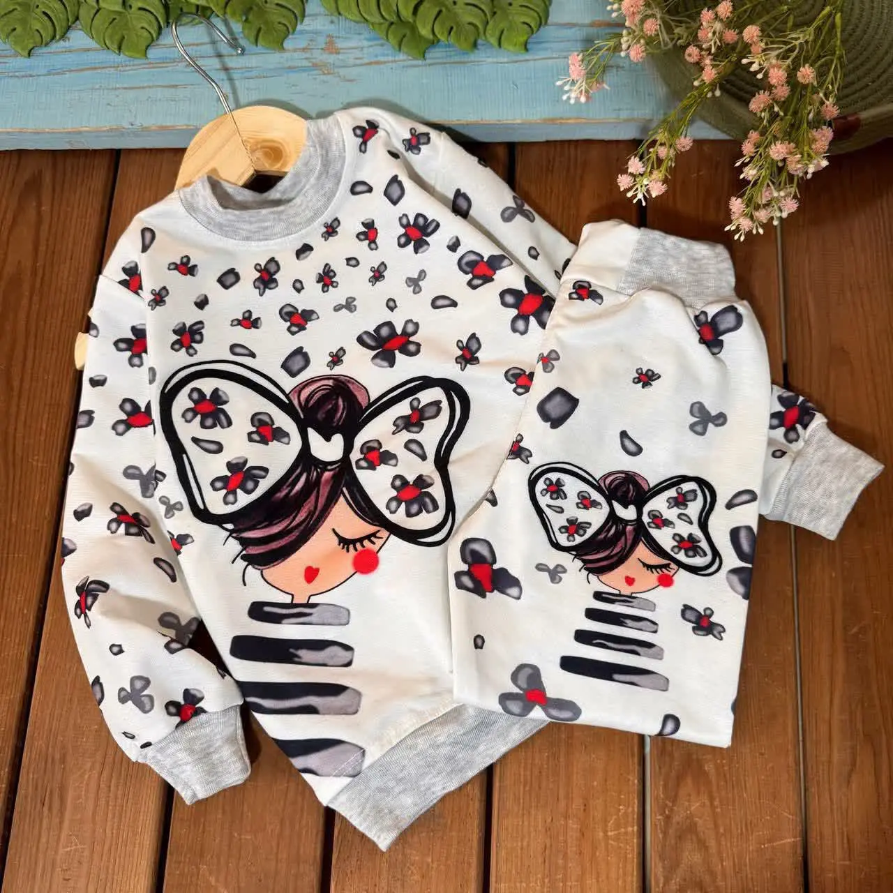 👚نام: ست بلند دخترانه سفید دختر پاپیون به سر طرح nob
