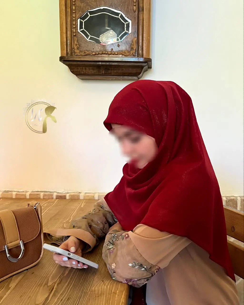 حریرکریشه شاین زرشکی مدل ساده
