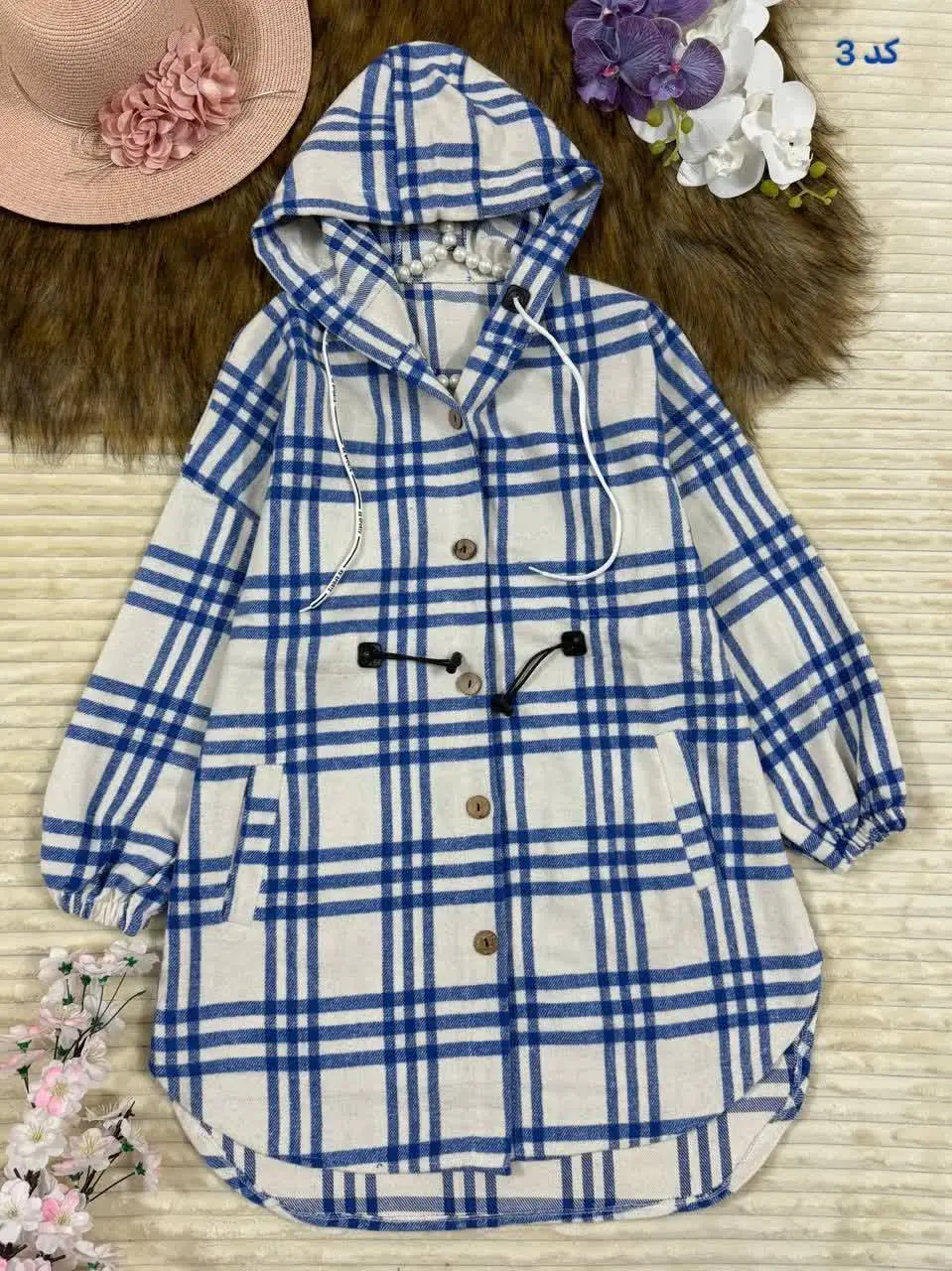 نام: پالتو کمرگت کلاهدار
