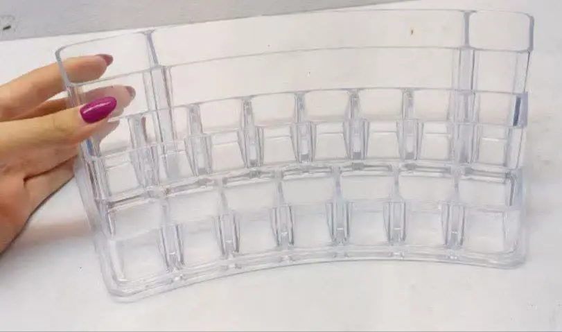 🌸استند لاک و رژ ۷۰۲۱ 🌸
