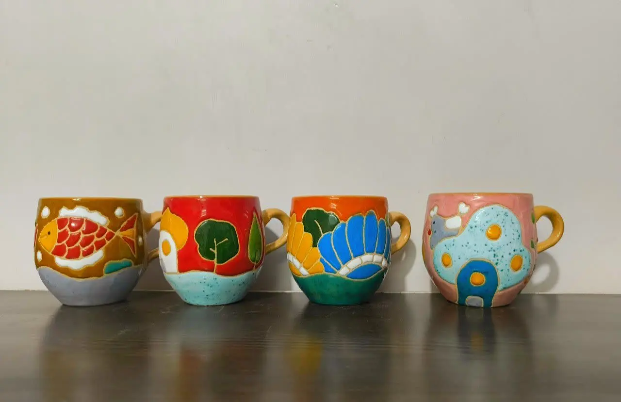 اینم آخرین موجودی لیوان های...