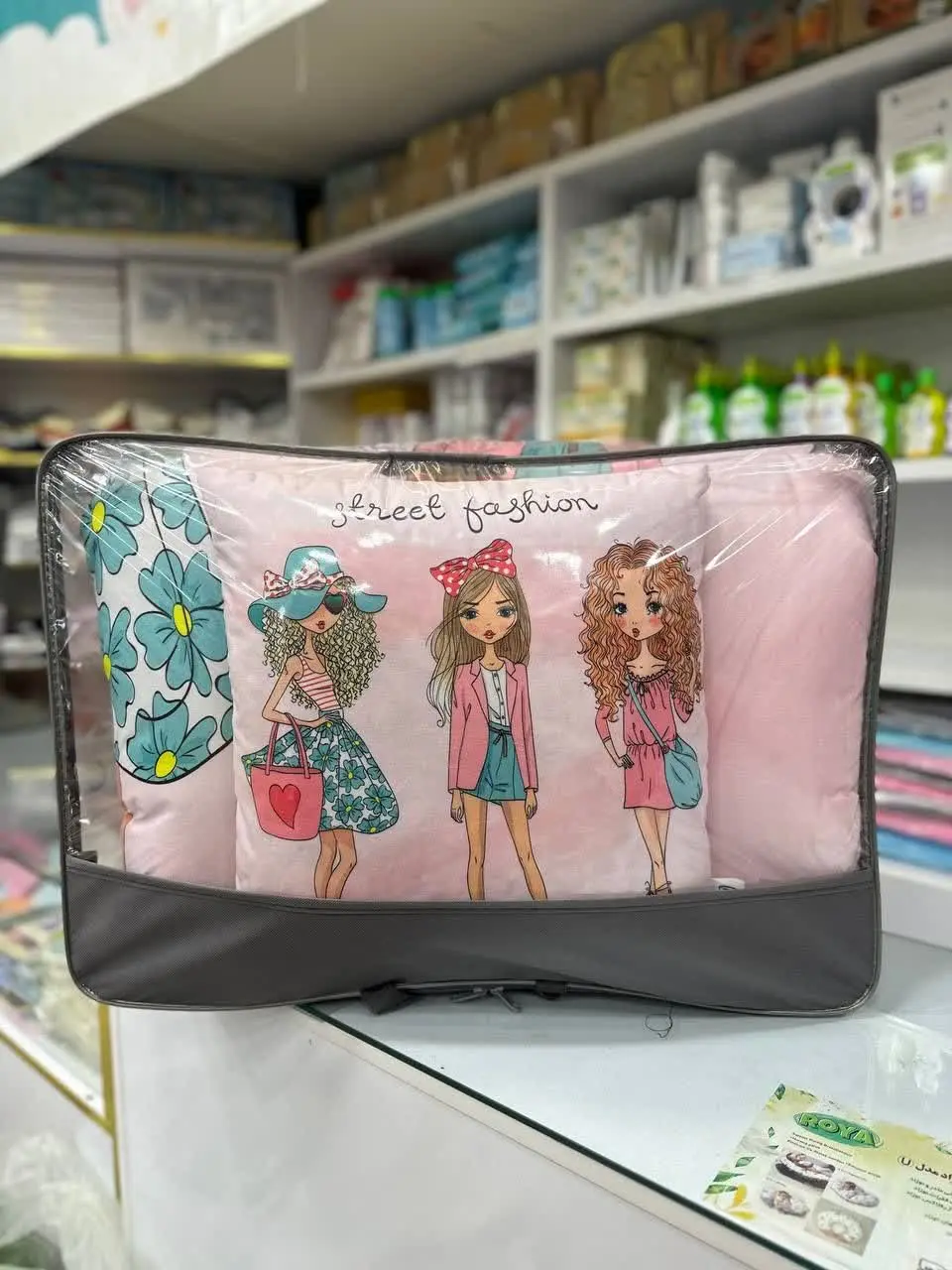 سرویس روتختی نوجوان طرح سه دختر نوزادی و کودک کد ۲۱۰۳۶ 
