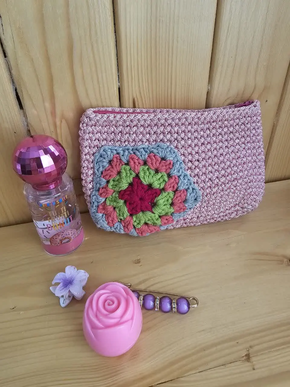 کیف آرایش یا حتی رو دوشی مک...