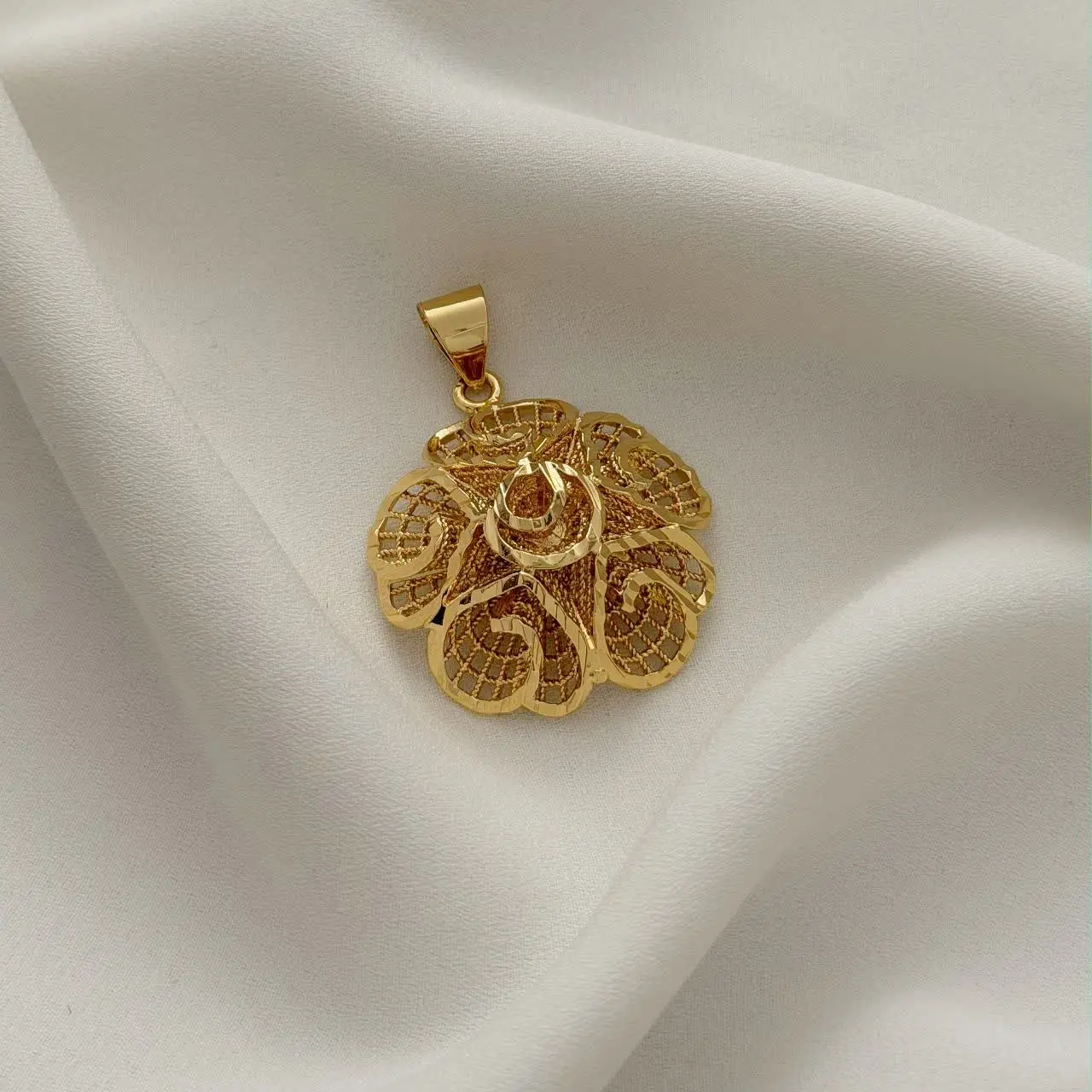 پلاک طرح طلا کد ۲۵۶۳