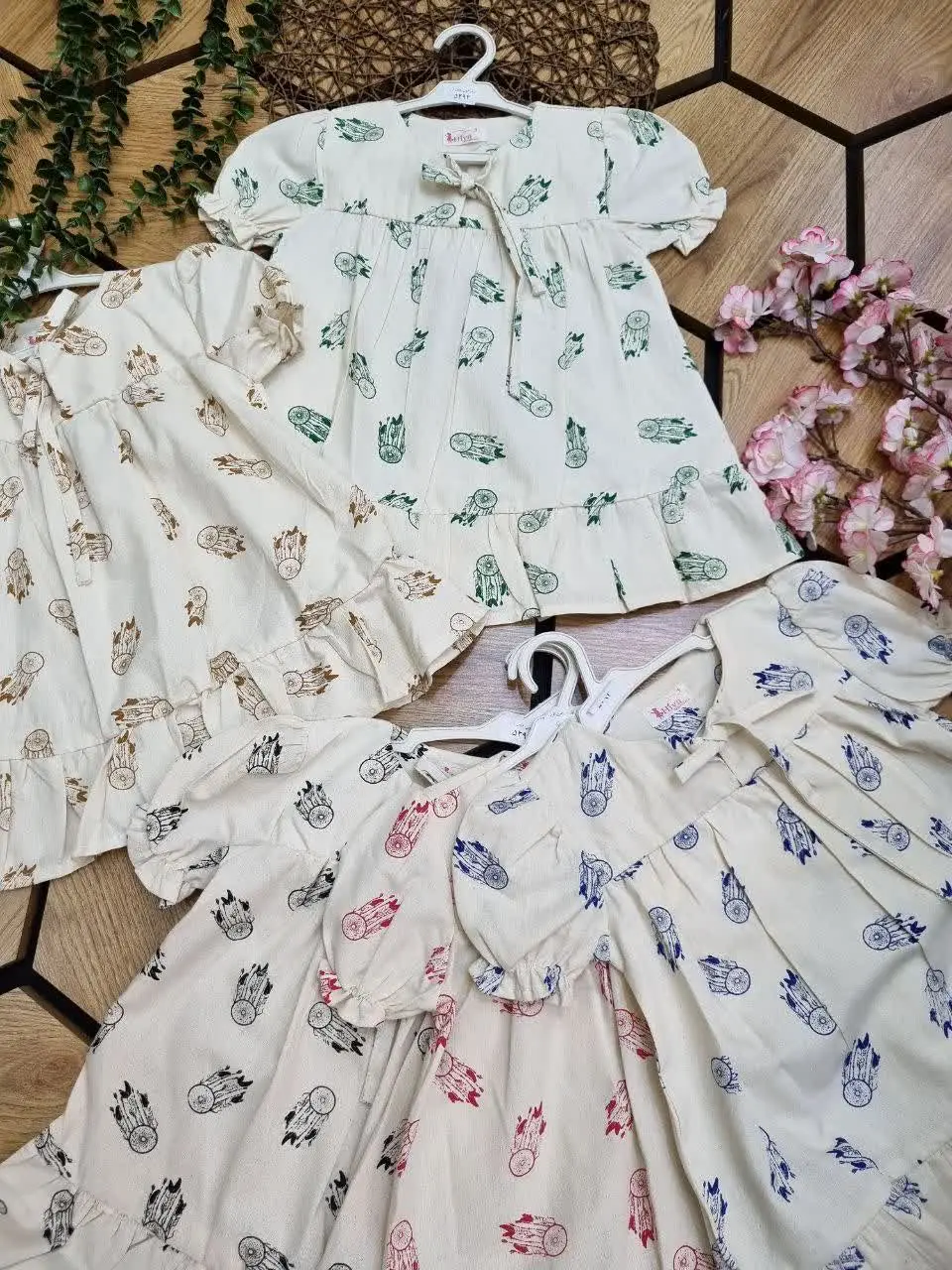 🇮🇷🧥🧶👗👚🎽👕👖👔💎
