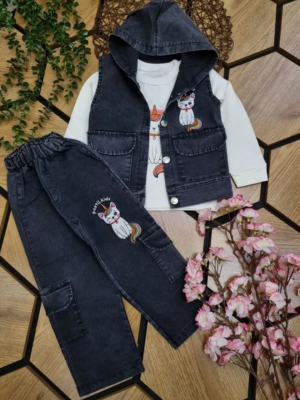 🇮🇷🧥🧶👗👚👔🎽👕👖💎
