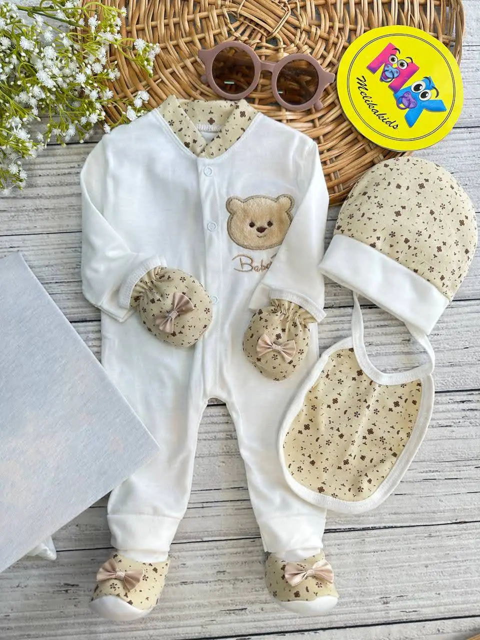 ست هفت تکه بیمارستانی طرح تدی برجسته نوزادی و کودک کد ۱۱۷۵۱۶ 
