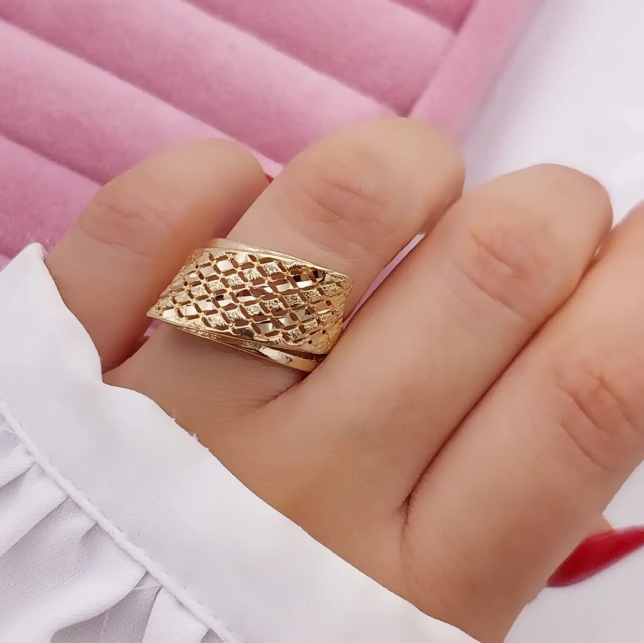 انگشتر طرح طلا زنانه😍