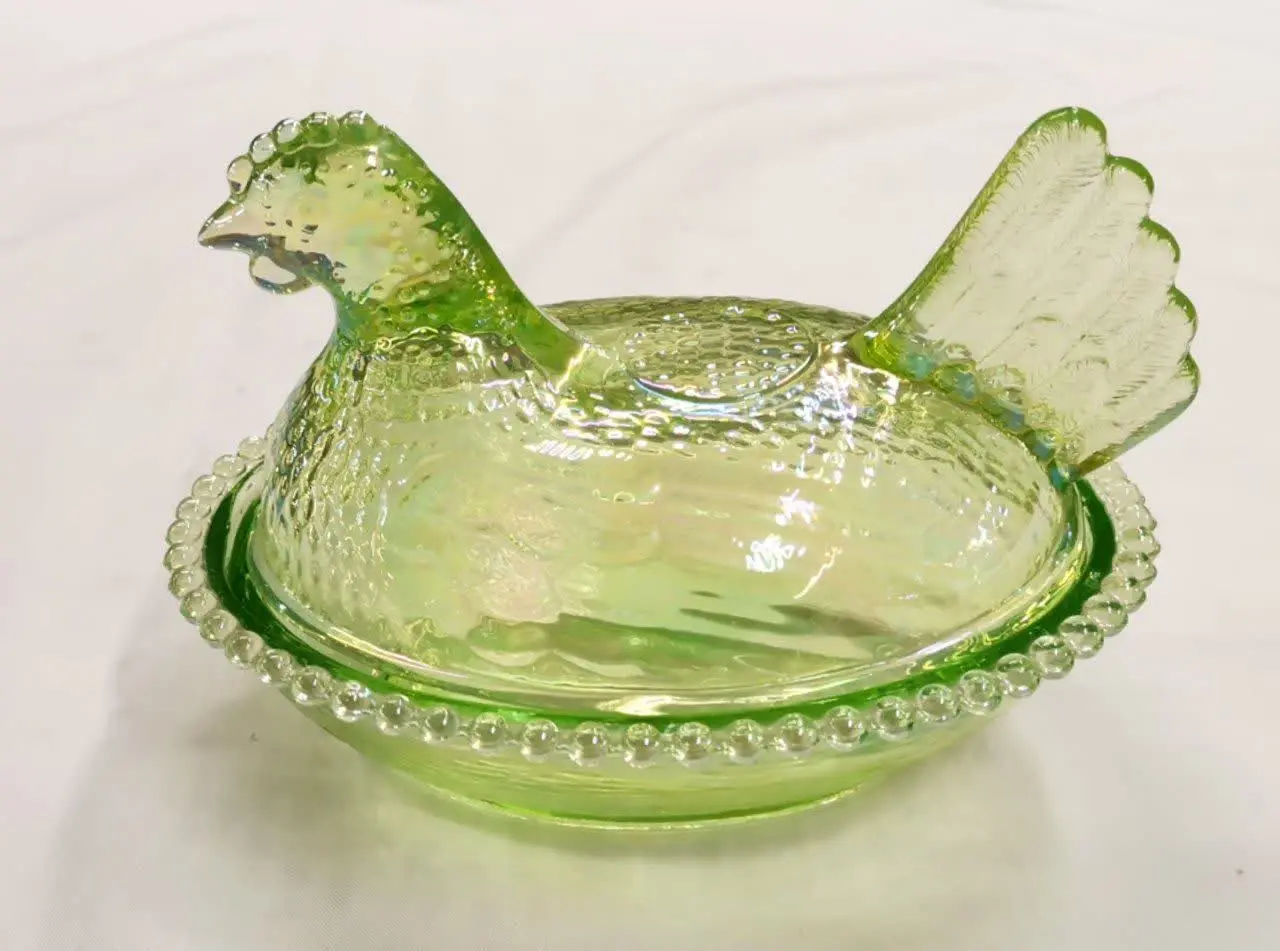 شکلات خوری مرغ شاینی