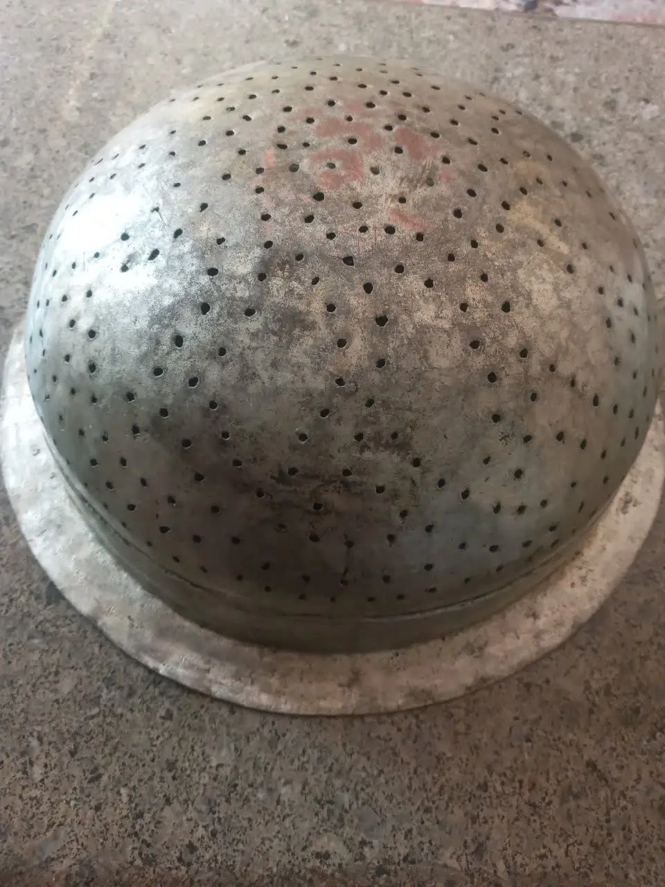 آبکش جنس مس، سایز ۲۹، وزن ۸۰۰ گرم
