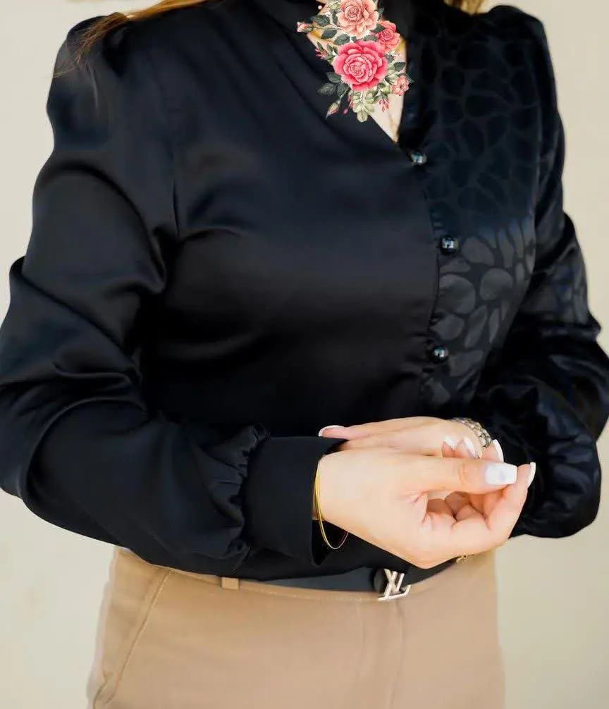 شومیز مشکی محرمی طرح جدید🖤
