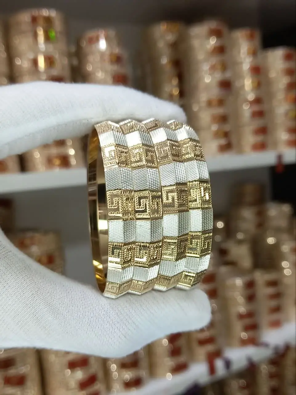 #النگو ۸میل طلا‌روس جدید😍
