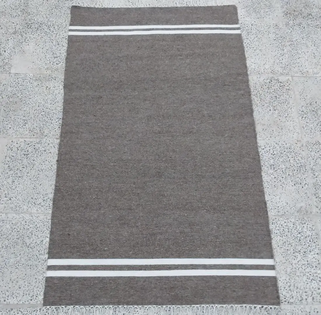 گلیم، سجاده پشمی دستبافت کد ۲۸۶۵
