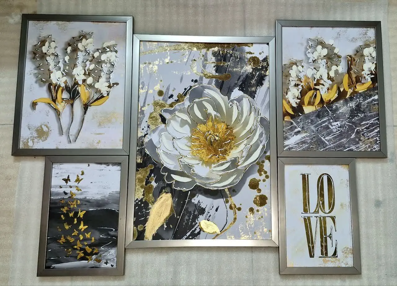 یه ست نقره‌ای طلایی شییک برای جهیزیه یا هدیه دادنم خیلی خوبه🌈🌸🍃
