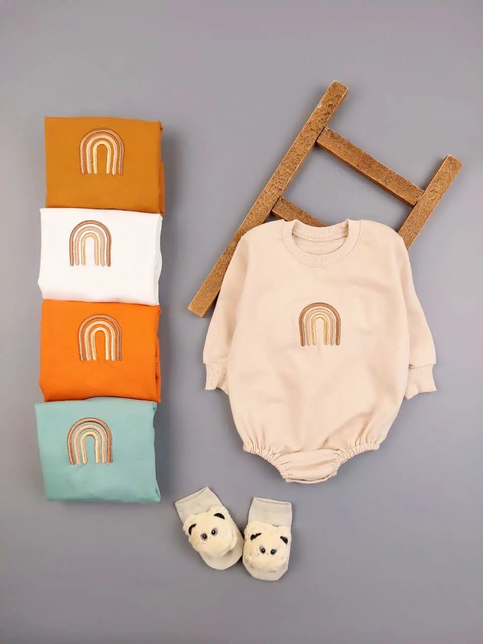 بادی تک آستین بلند رنگین کمان😍