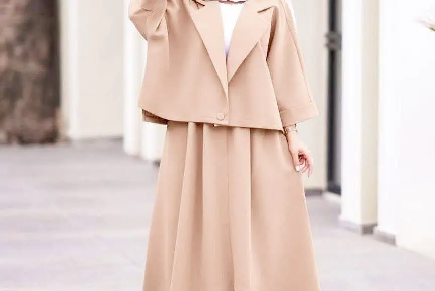 نام: کت ودامن بانو
