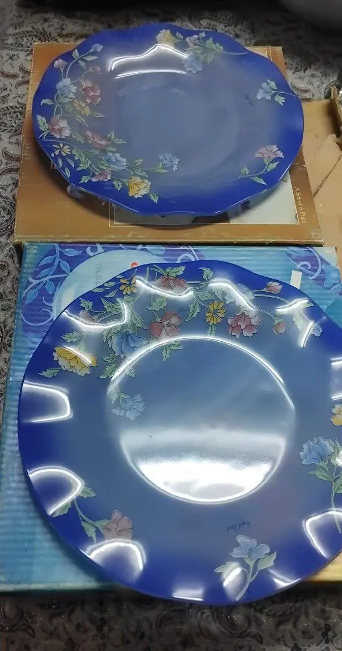 پیش دستی مارک رویال اوپال، موجودی ۱۰ دست، همگی نو داخل کارتنه 
