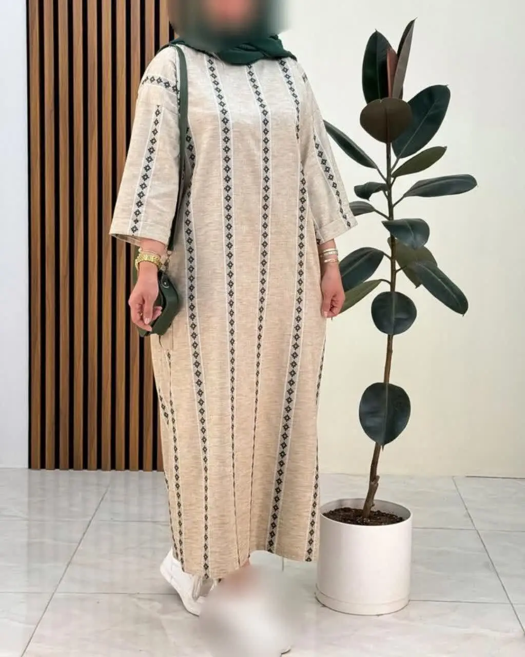 مدل یقه گرده. 
