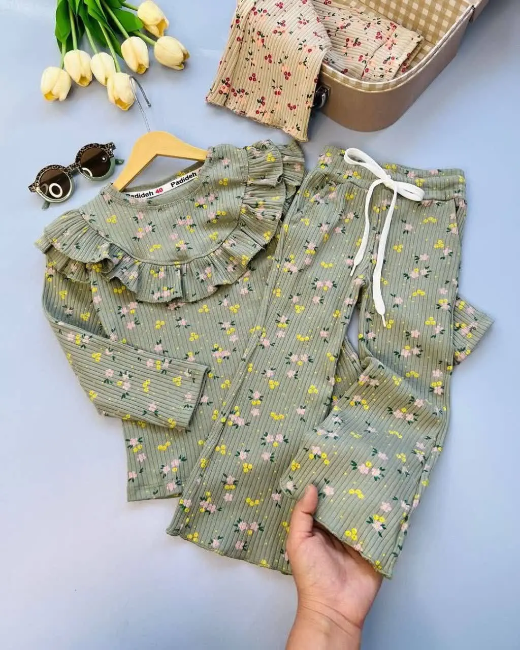 بلوز شلوار کبریتی گل ریز 😍
