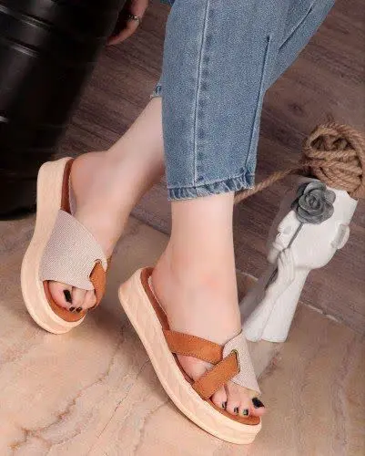 ☘صندل مراکشی لژداربندی کرم_عسلی 
