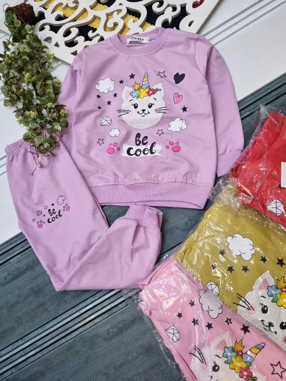 🇮🇷🧥🧶👗👚👔🎽👕👖💎
