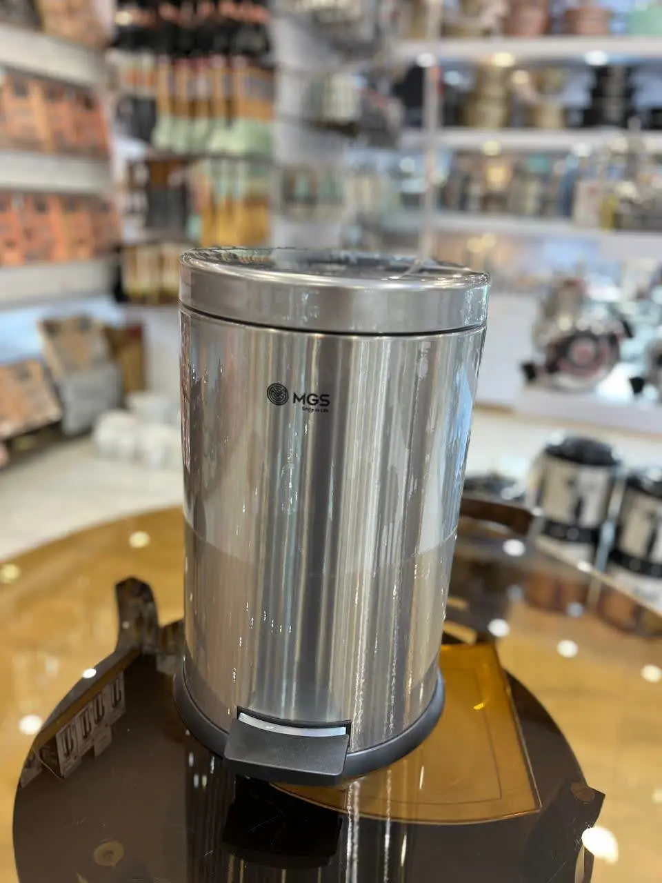 سطل زباله پنج لیتری برند ام جی اس 
