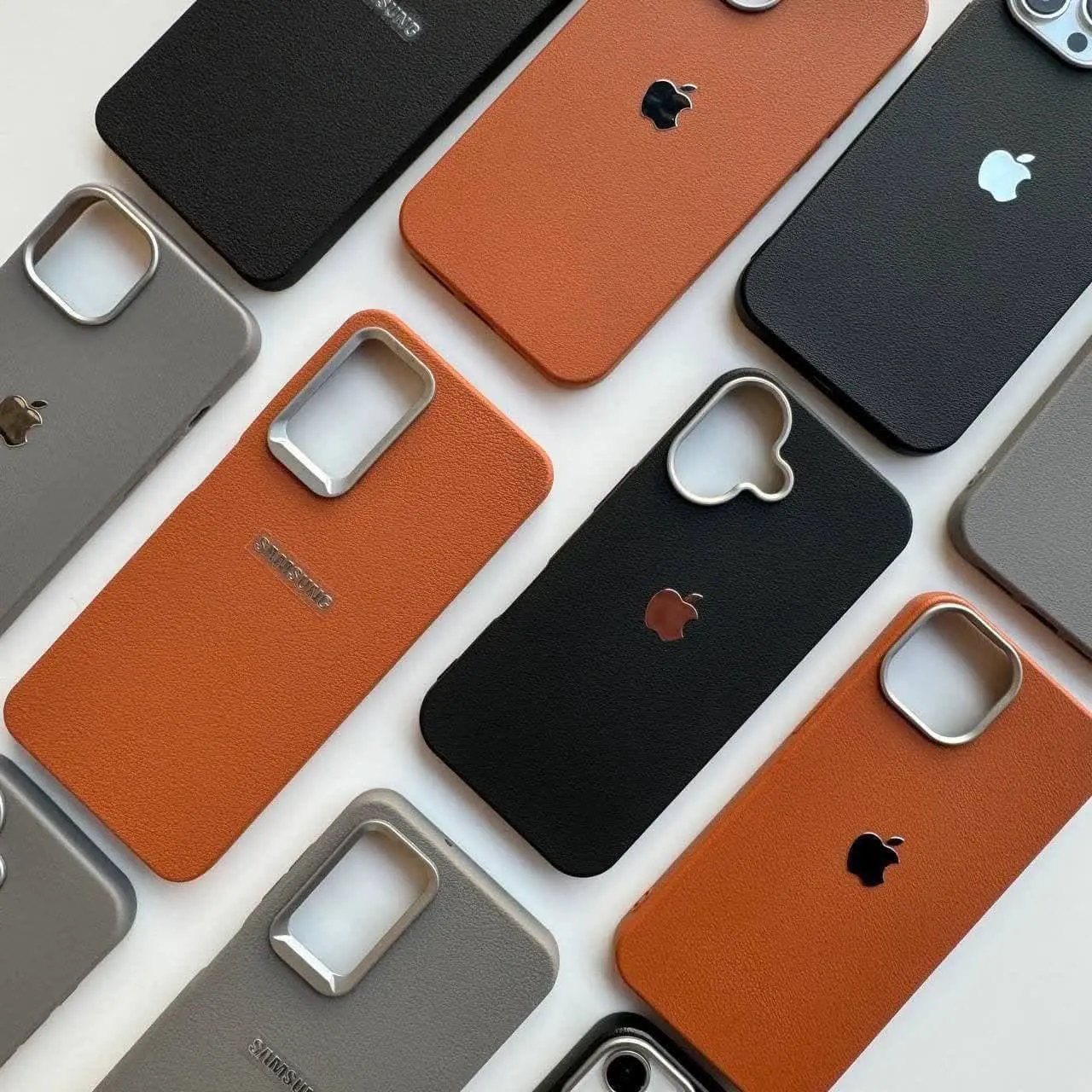 قاب لدر چرمی فوق العاده زیبا مخصوص انواع #سامسونگ #شیائومی لوگو فلزی
