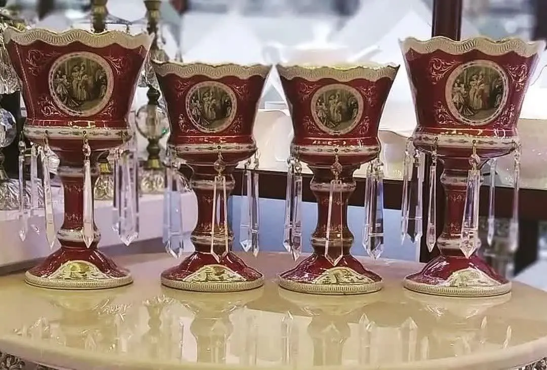 لاله با آویز کریستال 
