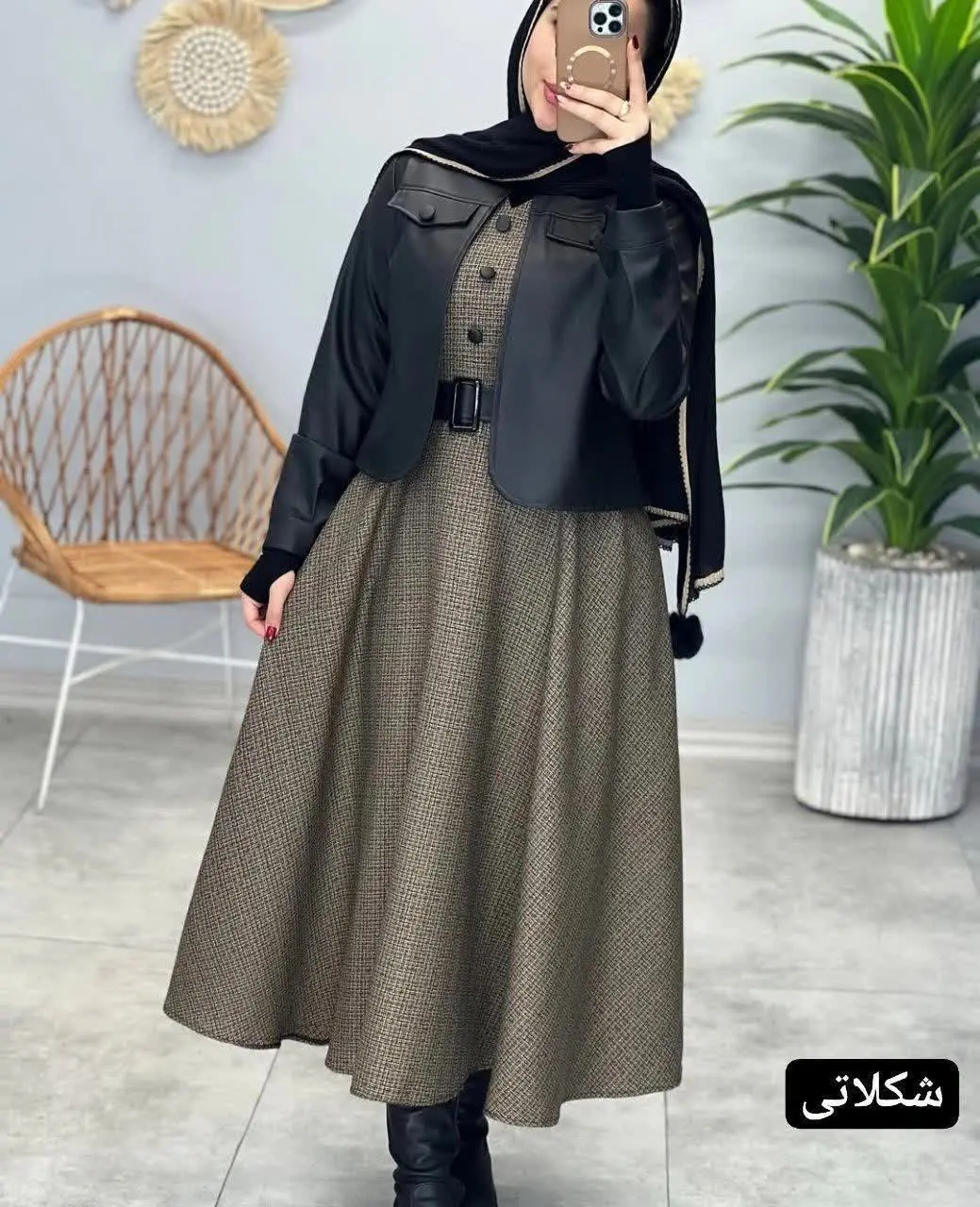 ✅سارافون دارای کمربند چرمی...