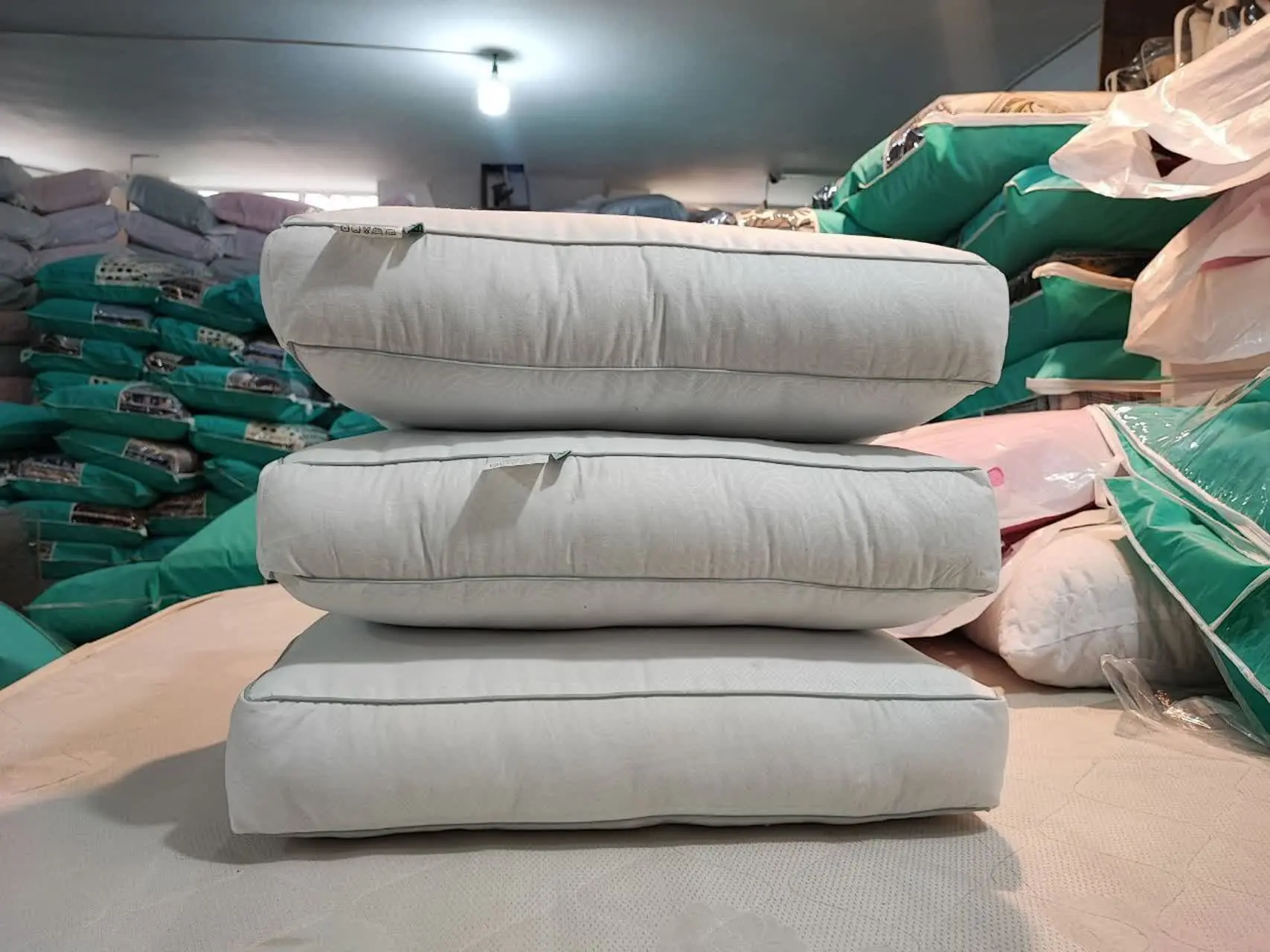 بالشت میکروفایبر هتلی مدل طبی
