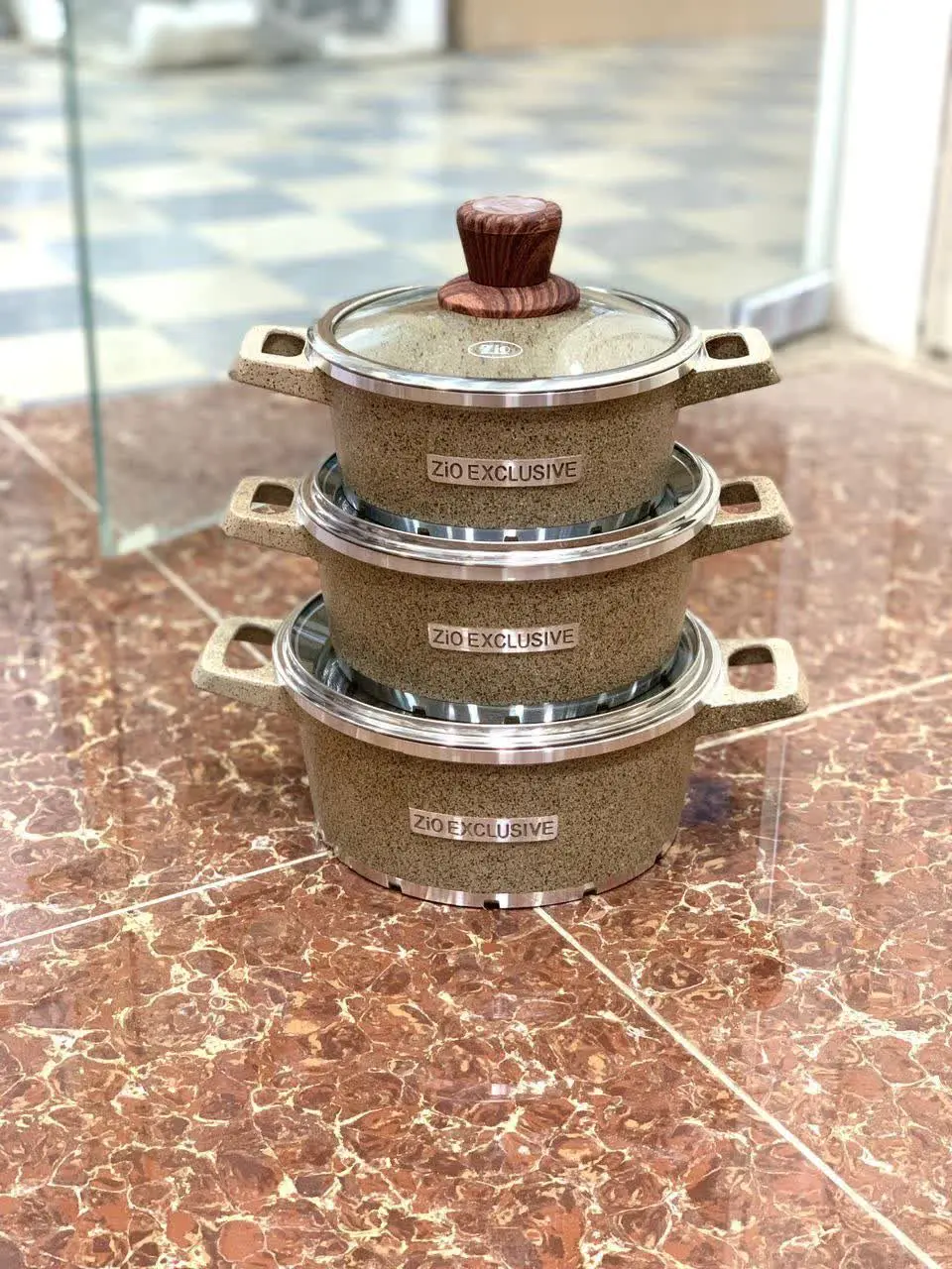 سرویس قابلمه شش پارچ برند زیو اصل

