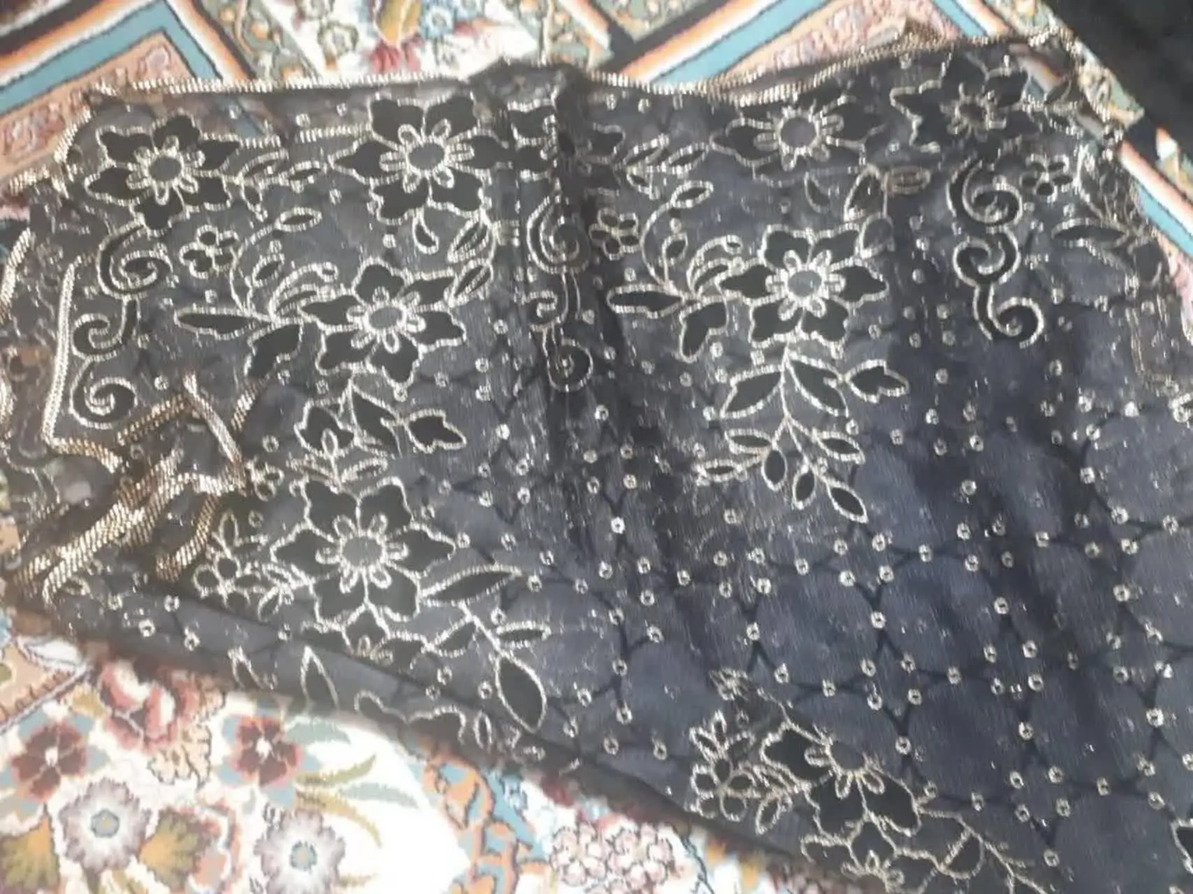 شال مجلسی طرح دار