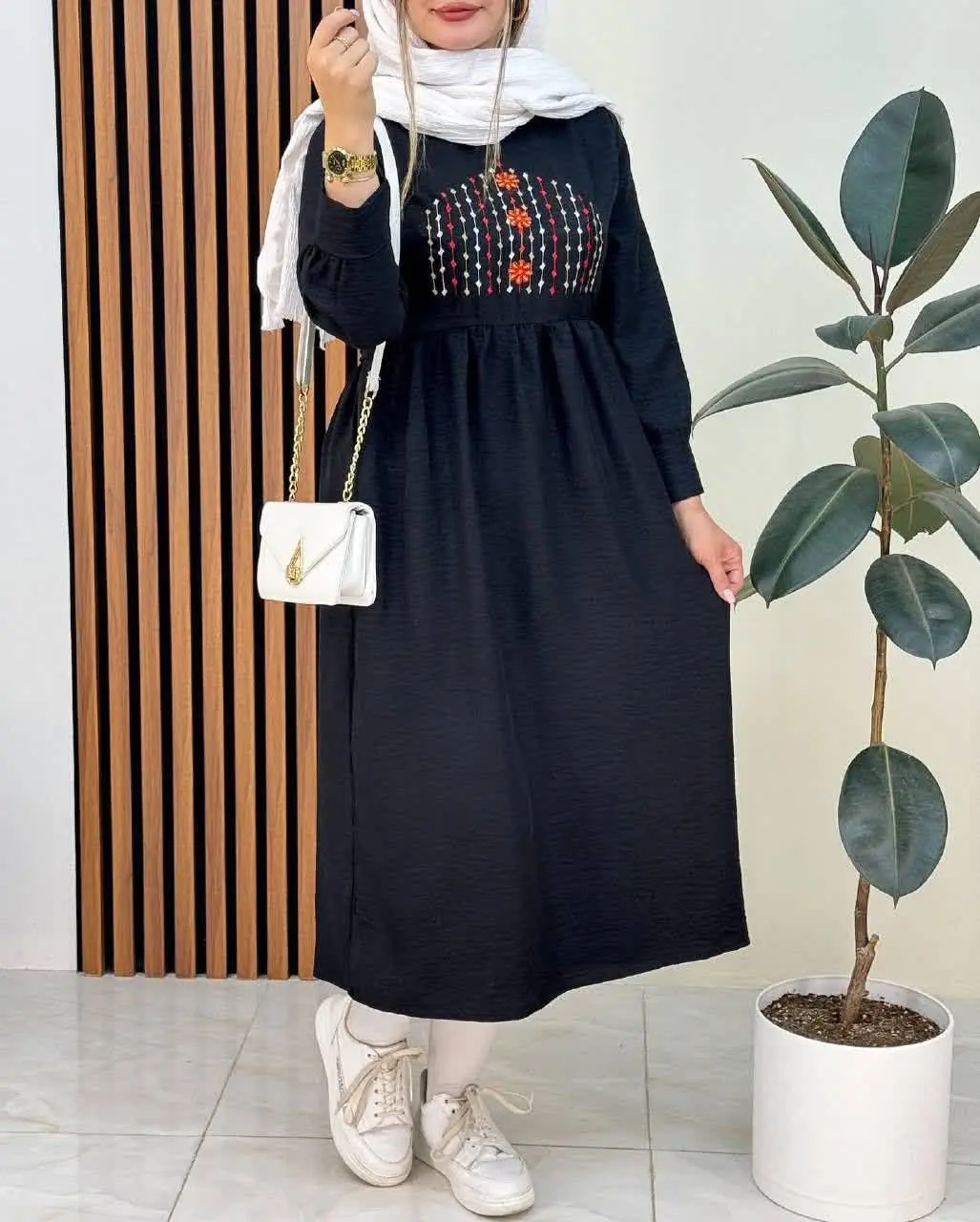 نام: امیلیا
