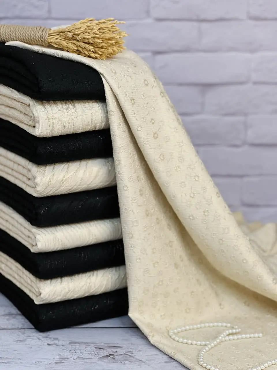 این پارچه ژاکارد به درخواست شما شارژ شد🌸🌸🌸
