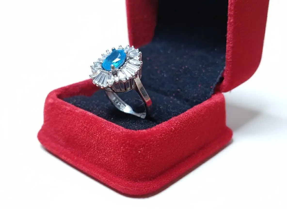 انگشتر نقره زنانه توپاز اصل