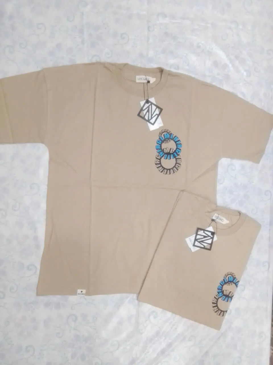 تی شرت نخ پنبه طرح دو سمت 
