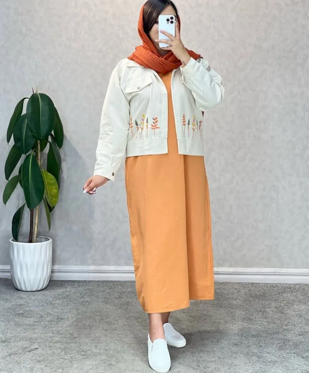 پس درنگ نکنید که برید و برگردید تمومه
