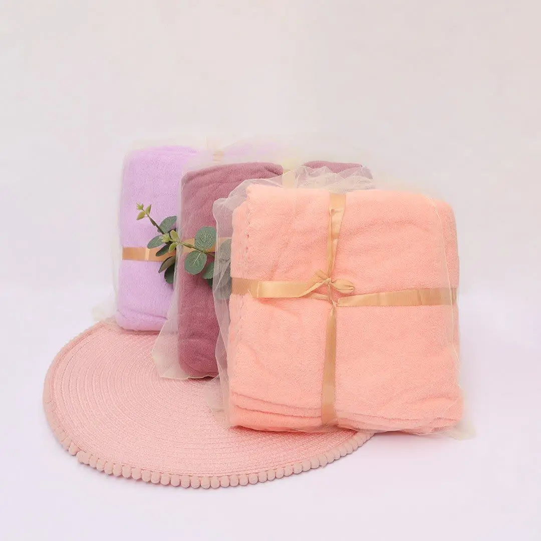 حوله ژله‌ای استخری کم جا با جذب بالای آب 😌
