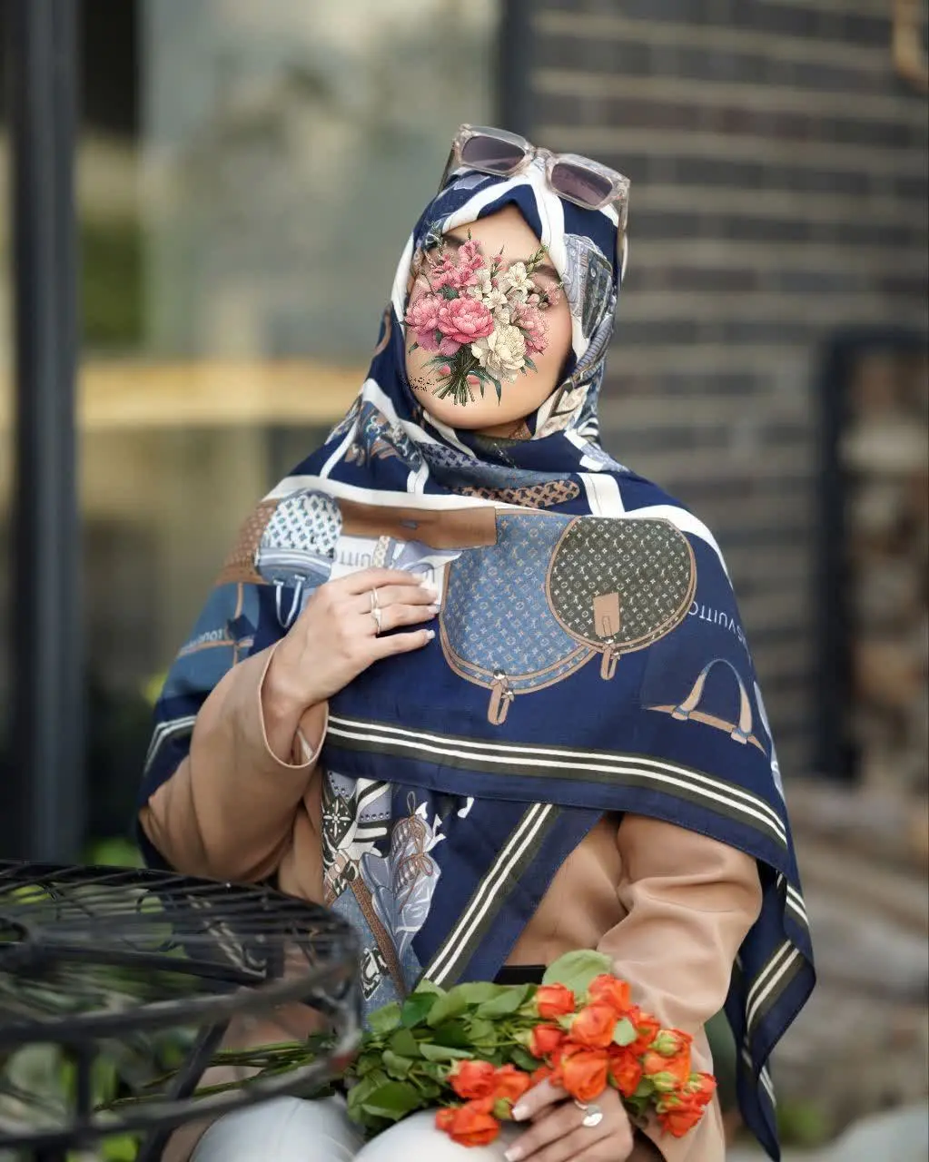 روی روسری سیا اسکارف ایرانی