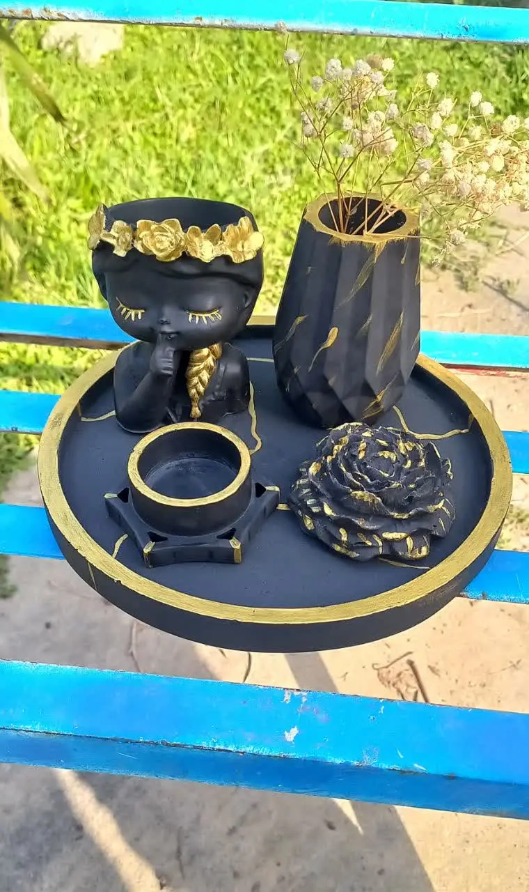 ✨پک گلدان مشکی طلایی✨
