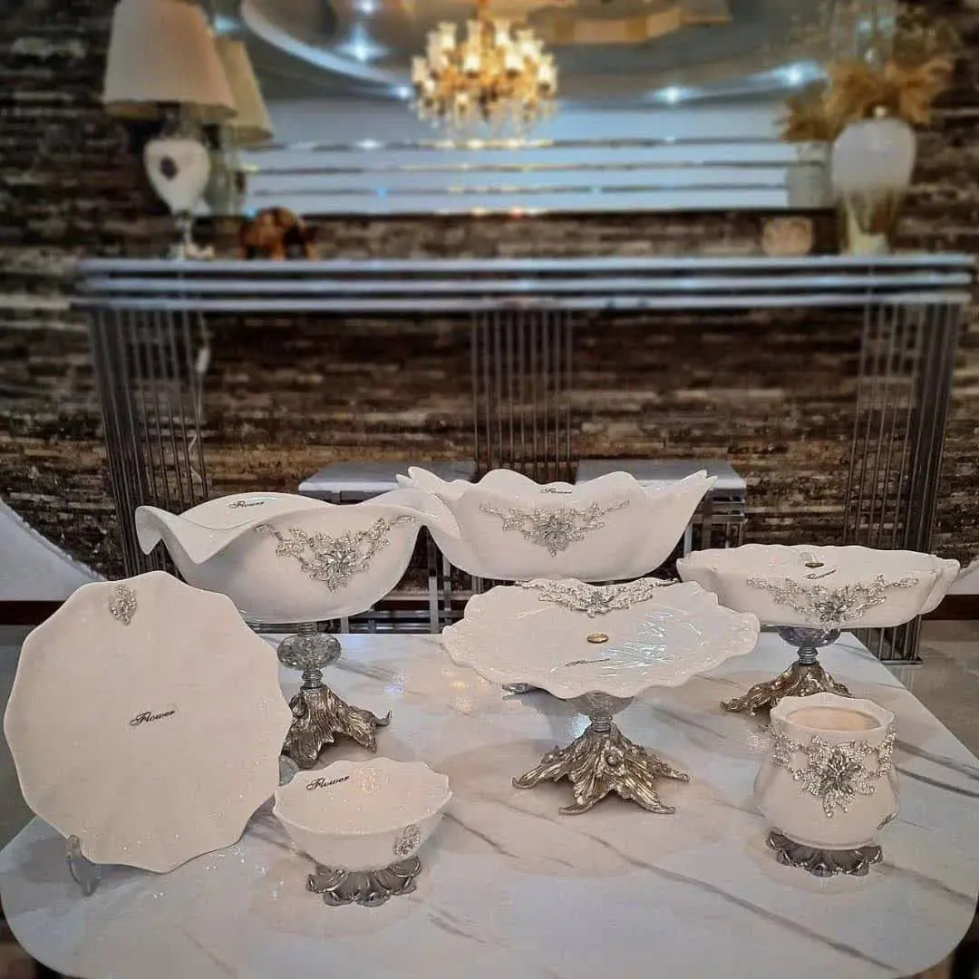 🎀سرویس۴تیکه پذیرایی سیلور طرح کاترین
